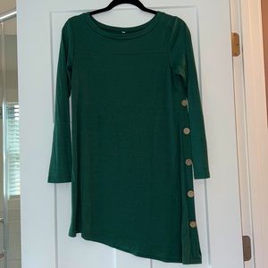 Green Jersey Side button detail EUC